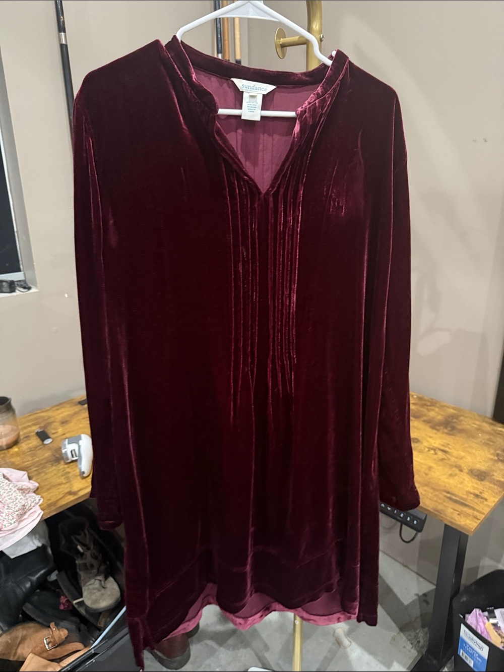 Sundance Long-Sleeve Velvet Dress Tunic in Deep Burgundy